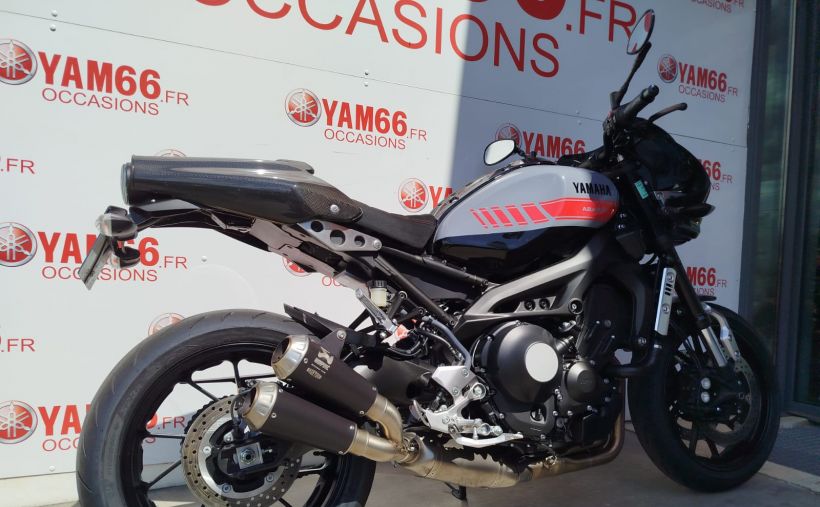 YAMAHA XSR 900 ABARTH 2