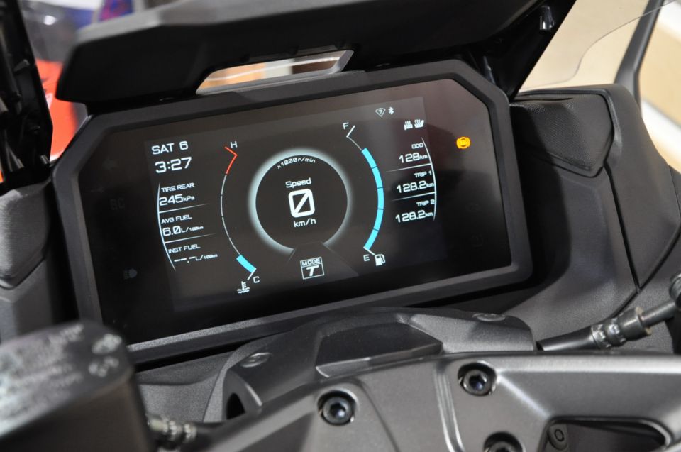 YAMAHA XP T-MAX 560 TECH MAX 12