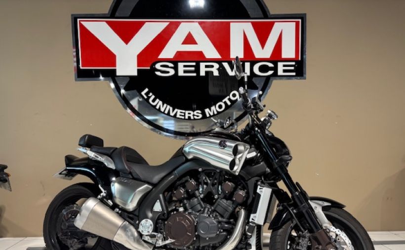 YAMAHA V-MAX 1700 1