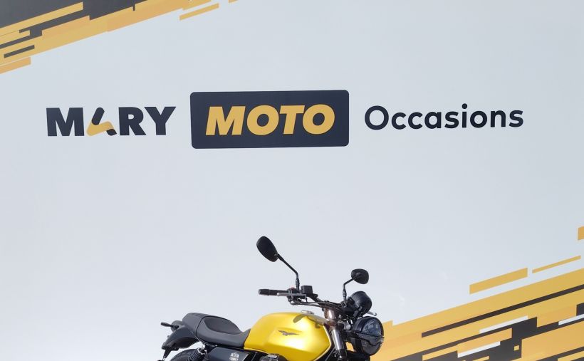 MOTO GUZZI V7 STONE 1