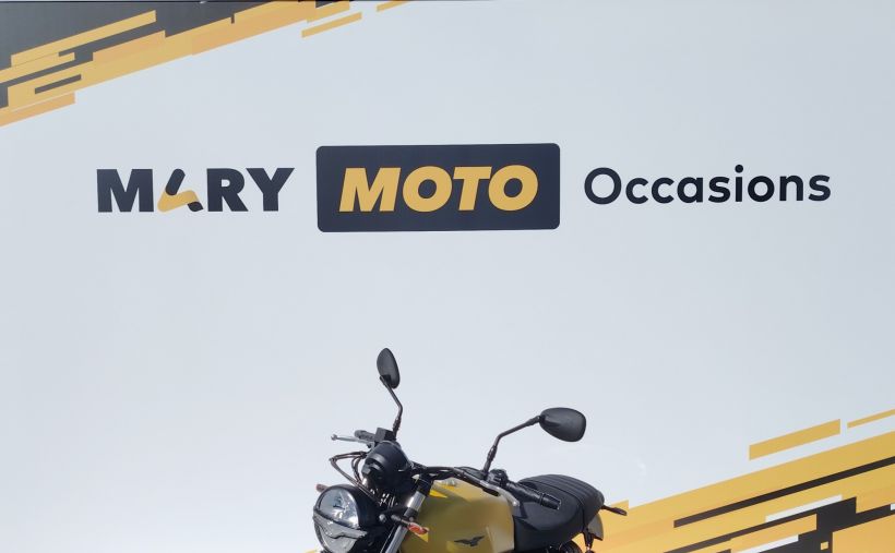 MOTO GUZZI V7 STONE 2