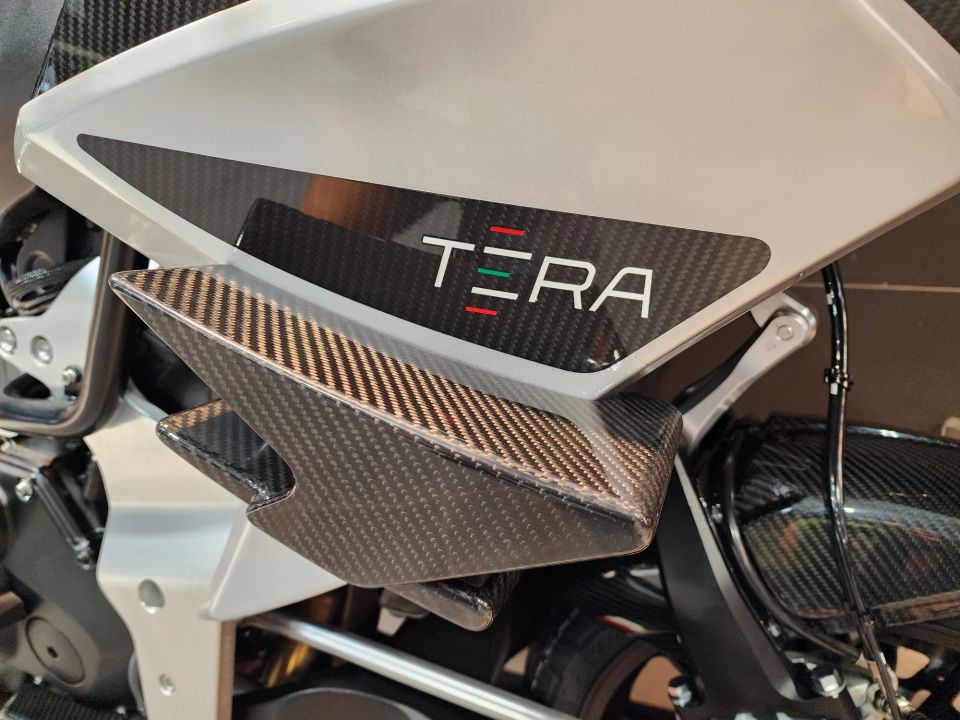 BIMOTA BIMOTA TERA H2 10