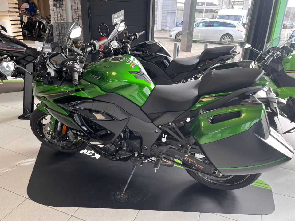KAWASAKI NINJA 1000 SX TOURER 6