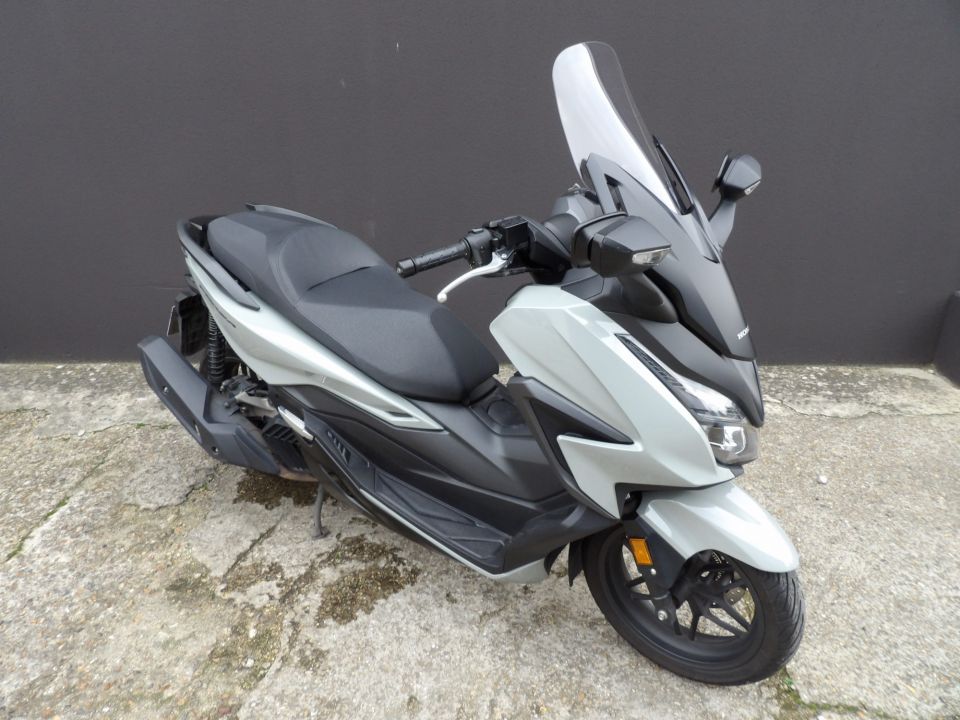 HONDA NSS FORZA 125 0
