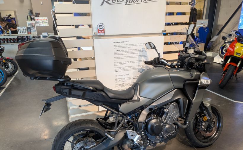 YAMAHA TRACER 9 2
