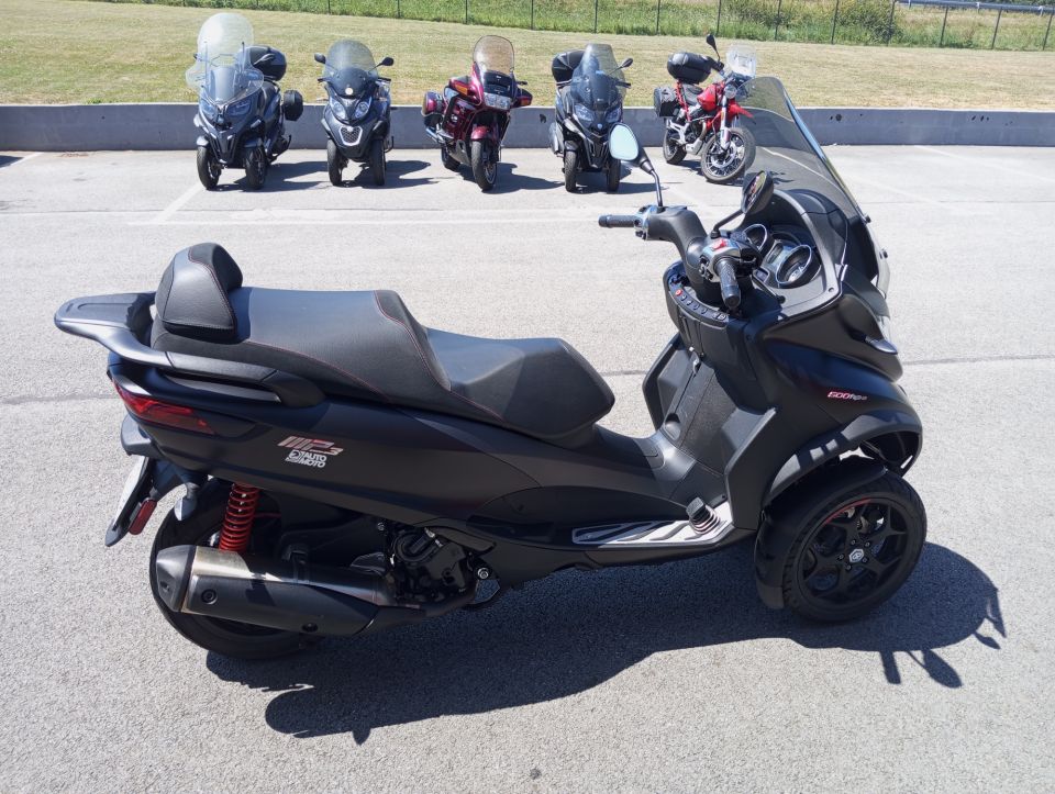 PIAGGIO MP3 500 HPE SPORT ADVANCED ABS ASR 10