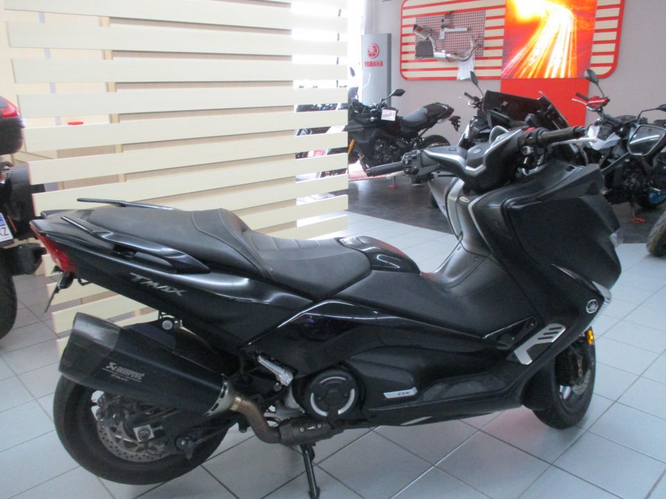 YAMAHA XP T-MAX 530 DX 10