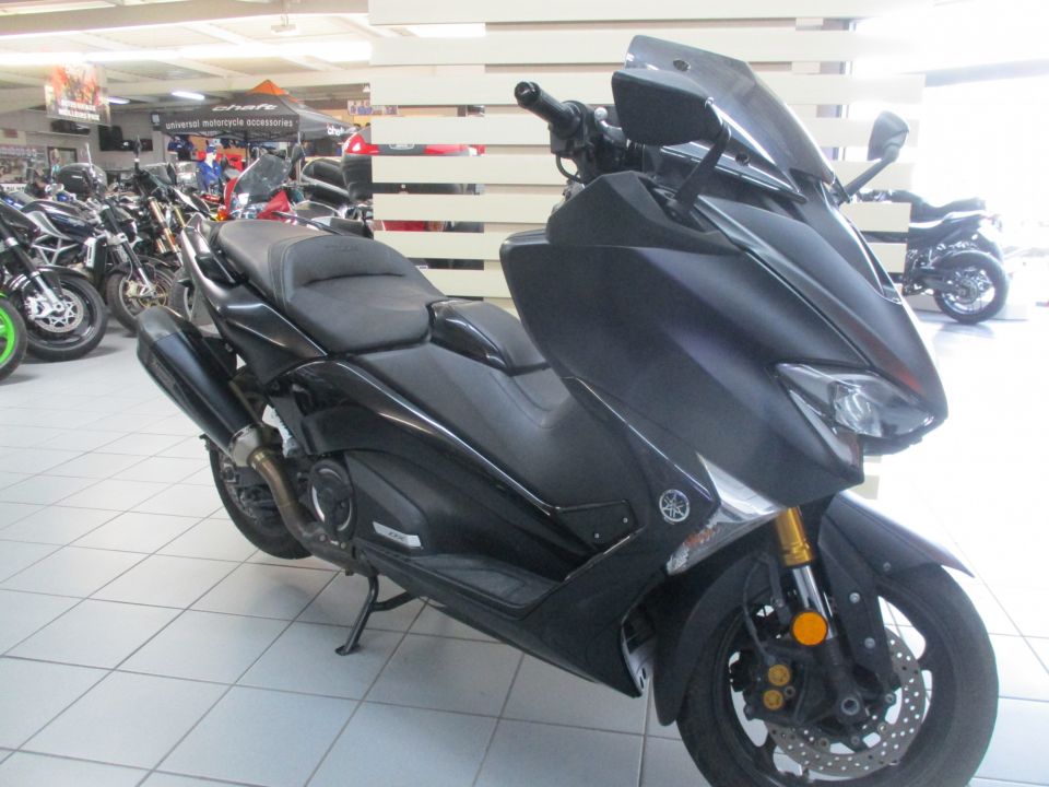 YAMAHA XP T-MAX 530 DX 40