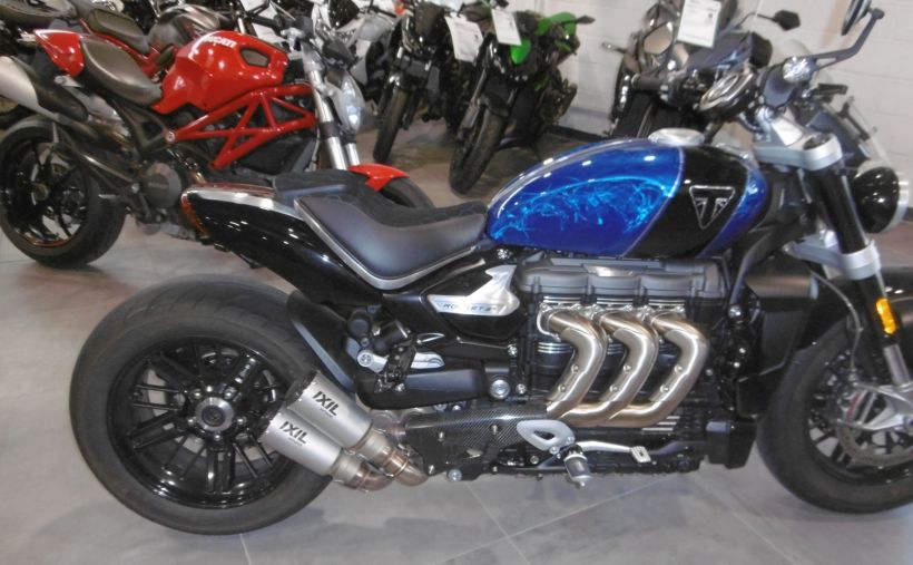 TRIUMPH ROCKET 3 R 0