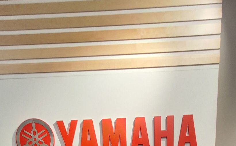YAMAHA TRACER 9 0