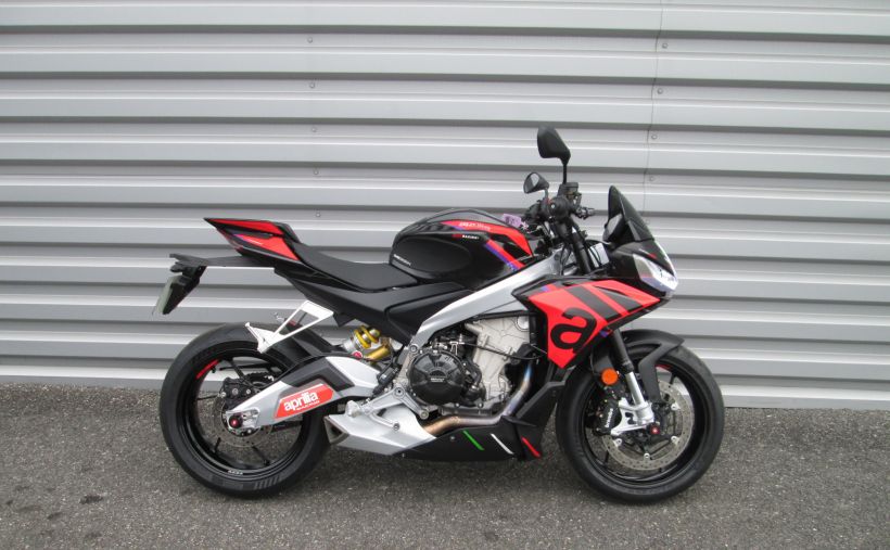 APRILIA TUONO 660 FACTORY 1