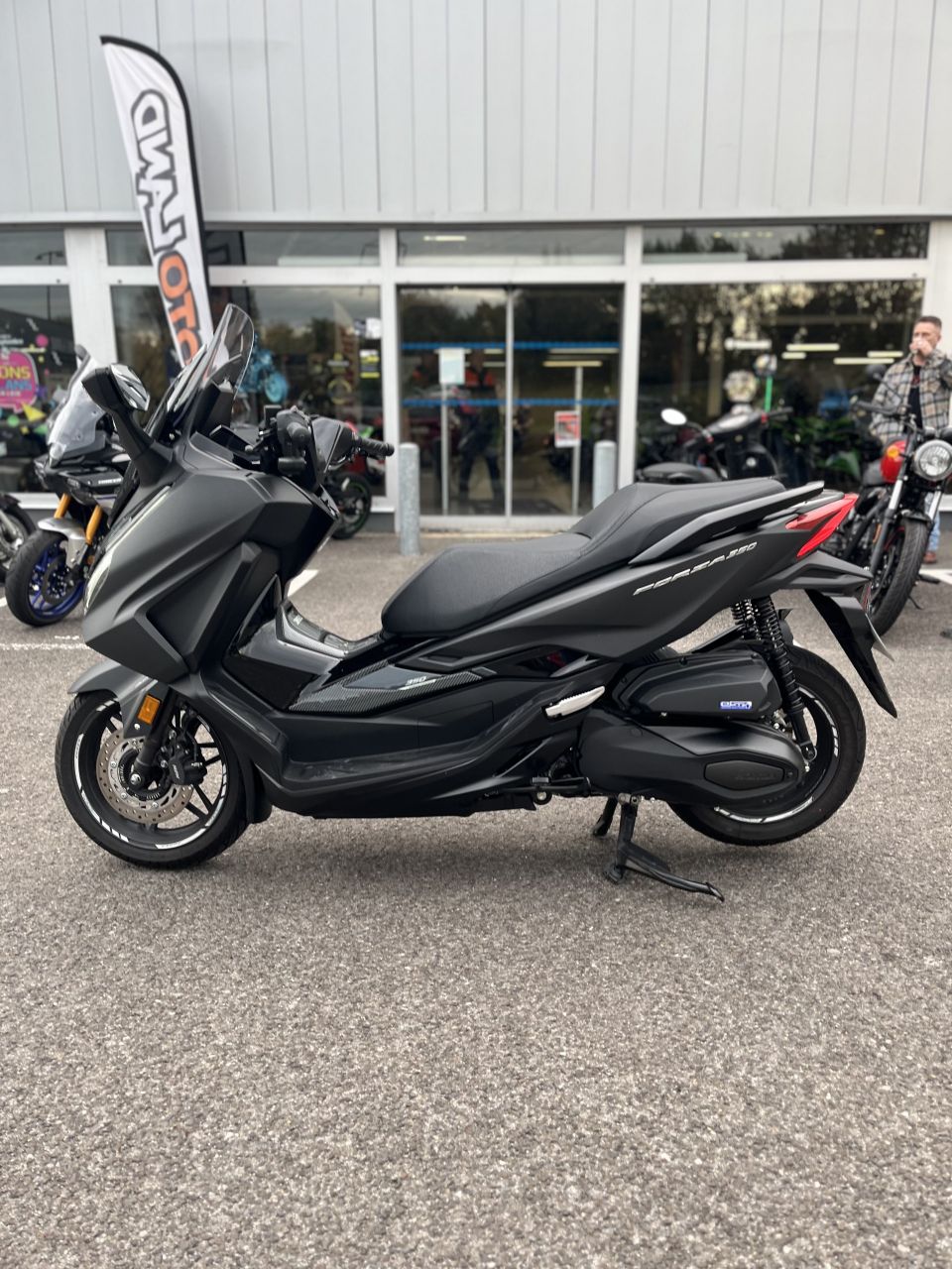 HONDA NSS FORZA 350 6