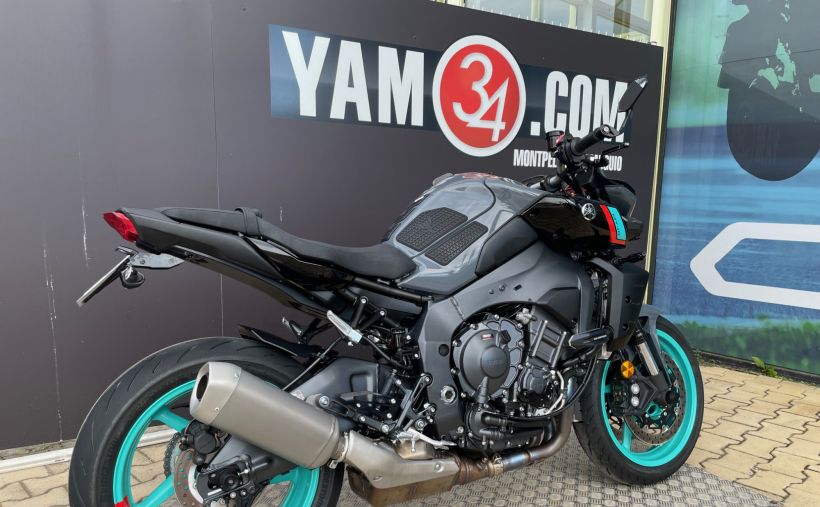 YAMAHA MT-10 2