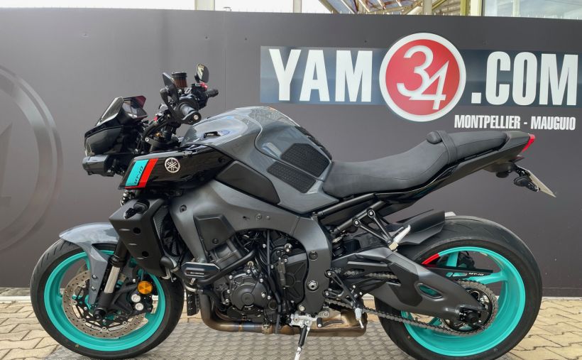 YAMAHA MT-10 4