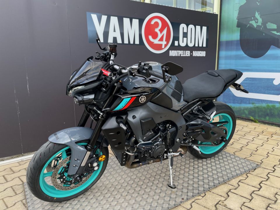YAMAHA MT-10 5