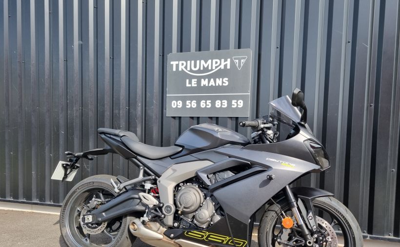 TRIUMPH 	DAYTONA 660 5