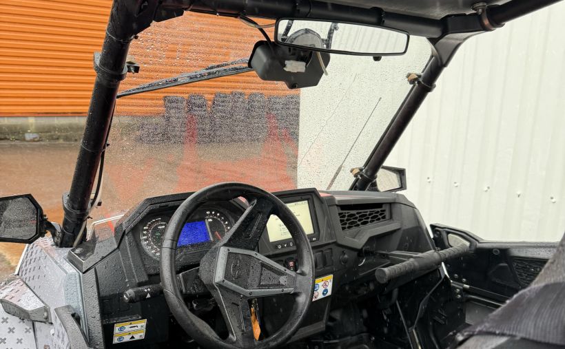 POLARIS RZR XP 8