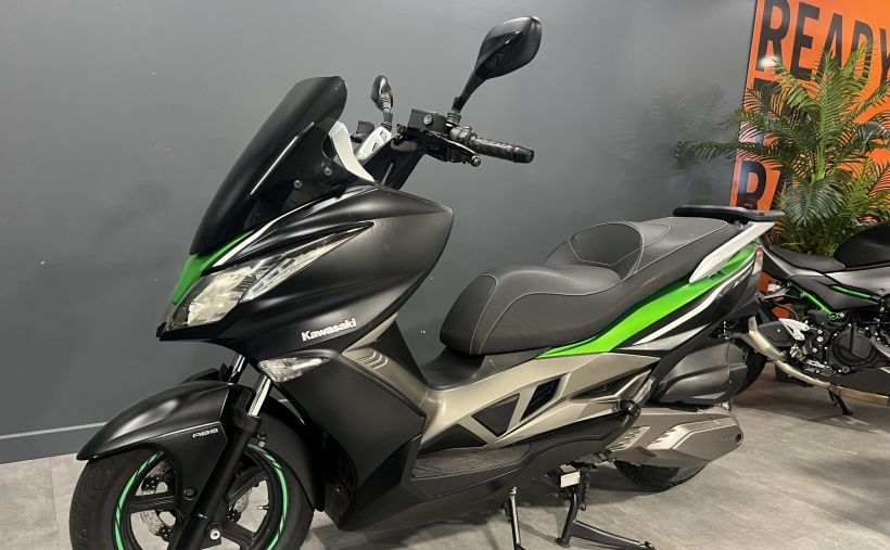 KAWASAKI J300 24