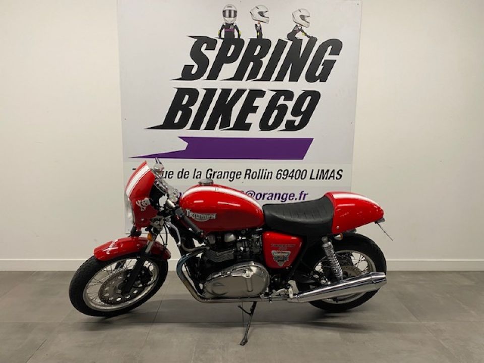 TRIUMPH THRUXTON 900 0