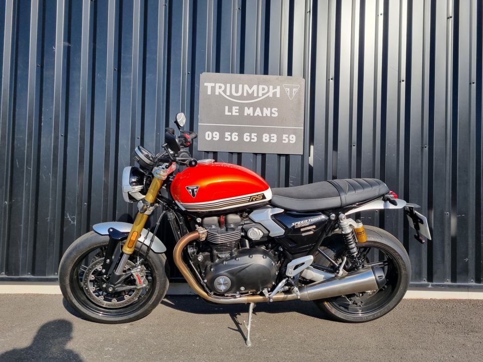 TRIUMPH SPEED TWIN 1200 15
