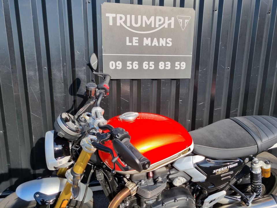 TRIUMPH SPEED TWIN 1200 30