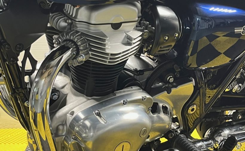 KAWASAKI W 800 9