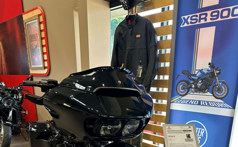 HARLEY-DAVIDSON TOURING ROAD GLIDE 1868 SPECIAL 1