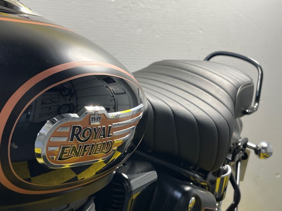ROYAL ENFIELD BULLET 350 PREMIUM 18
