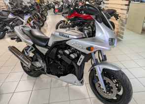 YAMAHA FZS FAZER - 2000