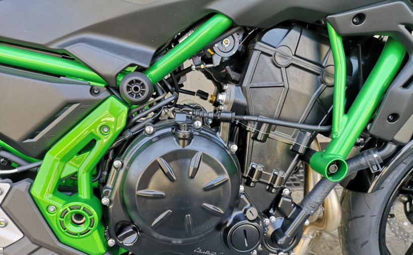 KAWASAKI Z 650 (47.5CV) 1