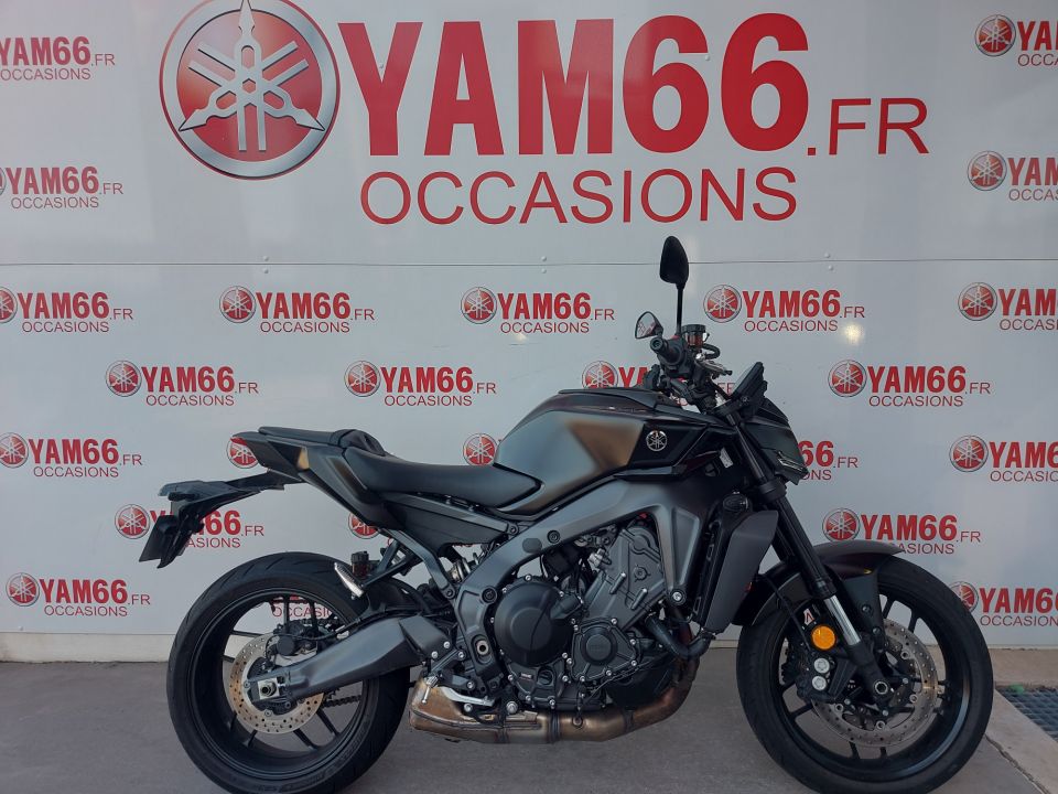 YAMAHA MT-09 0