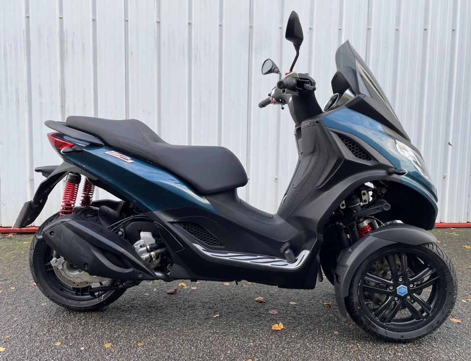 PIAGGIO MP3 300 HPE SPORT ABS ASR 14
