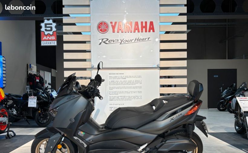 YAMAHA XMAX 125 TECH MAX 3