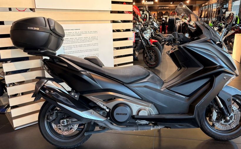 KYMCO AK 550 1
