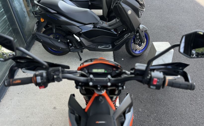 KTM 690 SMC R 6