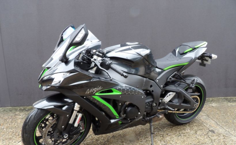 KAWASAKI ZX-10R 3
