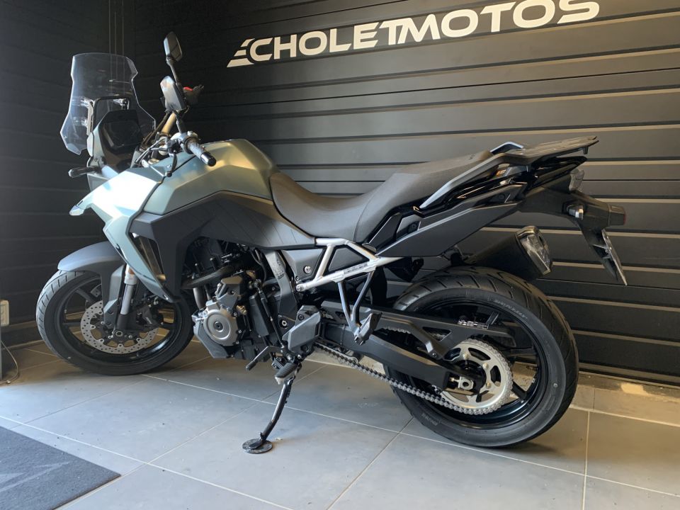 SUZUKI V-STROM 800SE 20
