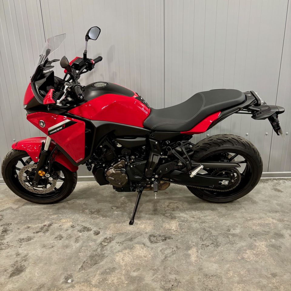 YAMAHA TRACER 7 9
