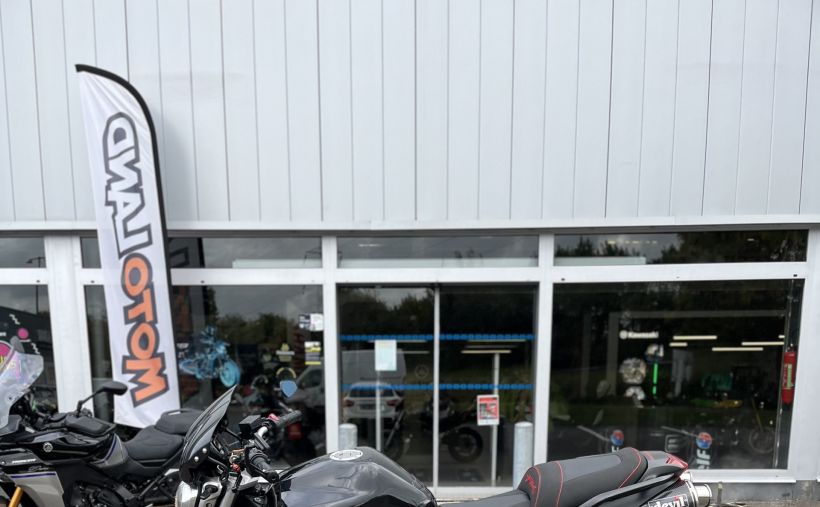 YAMAHA FZ6 (78CV) 3