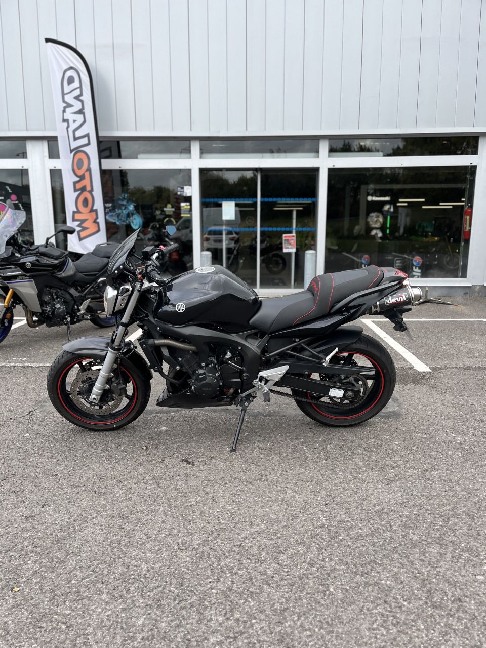 YAMAHA FZ6 (98CV) 3