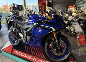 YAMAHA YZF-R3 - 2025