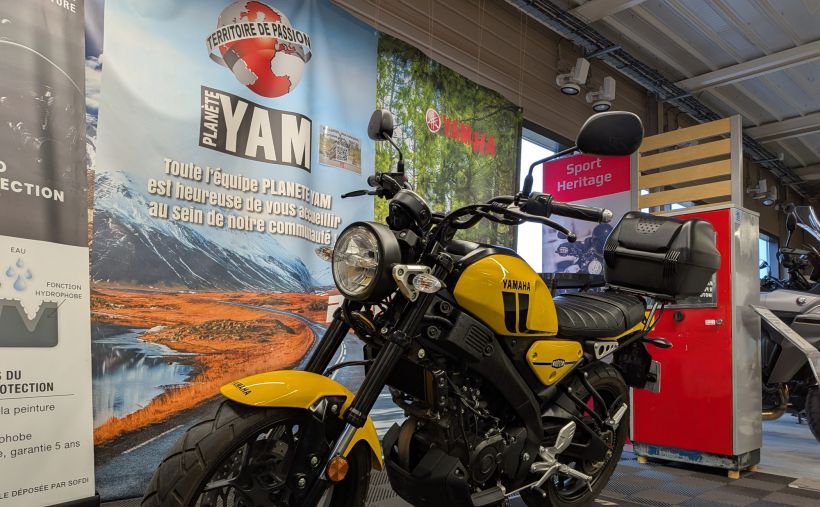 YAMAHA XSR 125 6