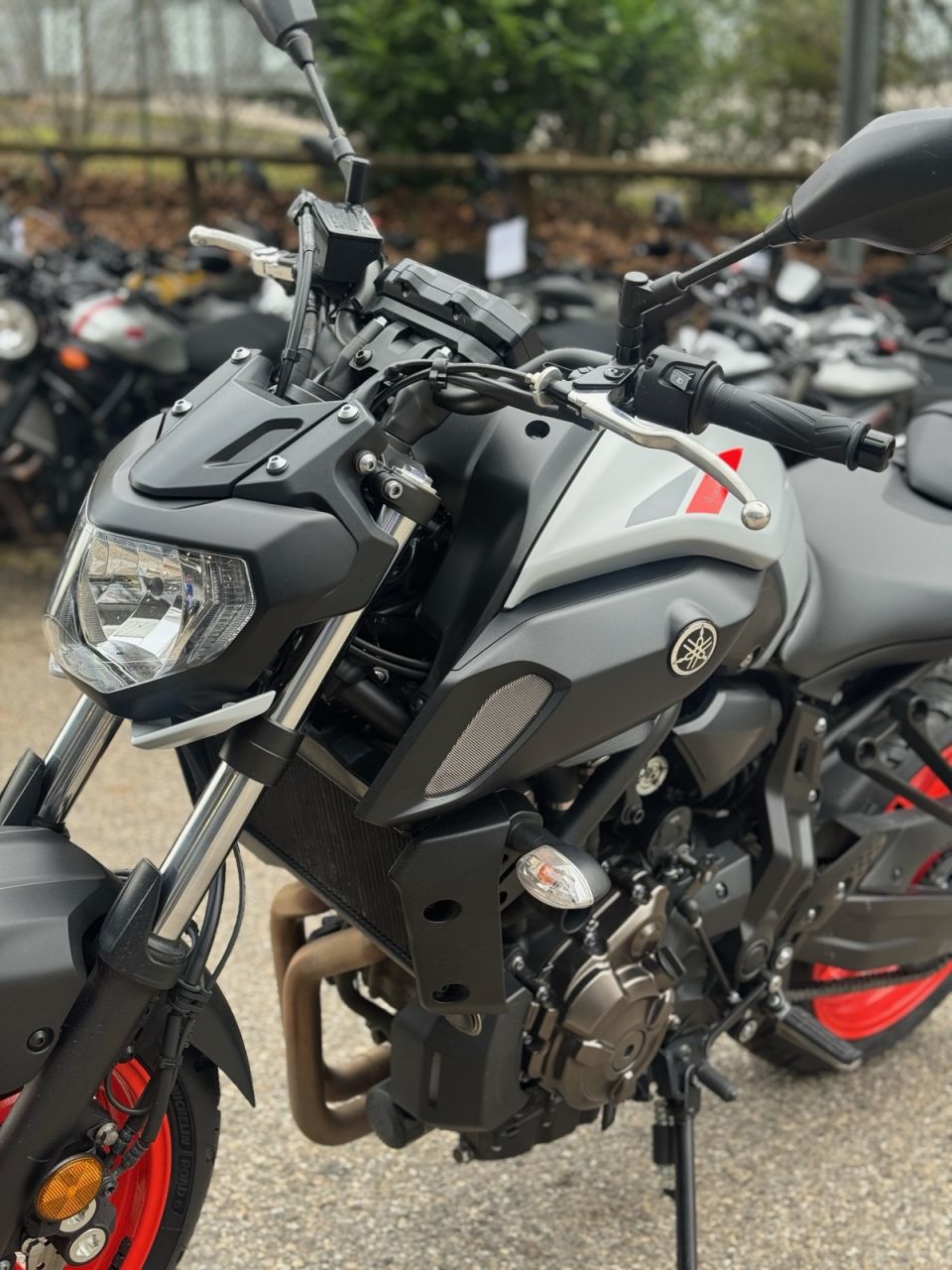 YAMAHA MT-07 1