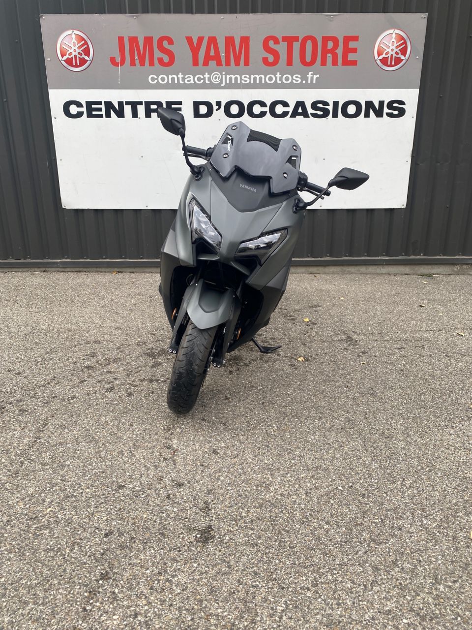 YAMAHA XP T-MAX 560 2