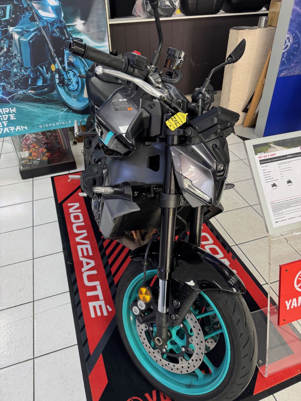 YAMAHA MT-09 Y-AMT 9