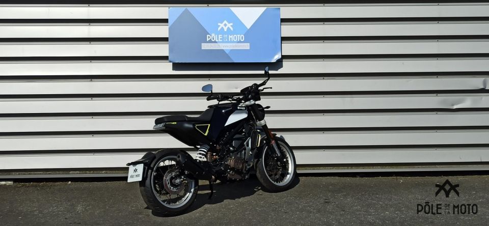 HUSQVARNA SVARTPILEN 401 10