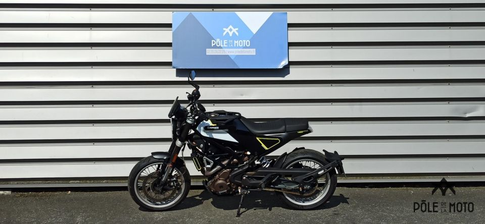 HUSQVARNA SVARTPILEN 401 15