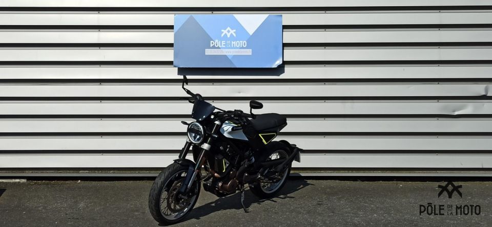 HUSQVARNA SVARTPILEN 401 20