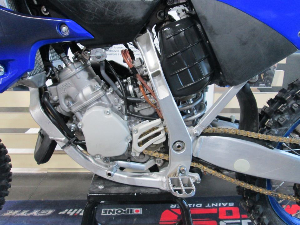 YAMAHA 125 YZ 2024 3