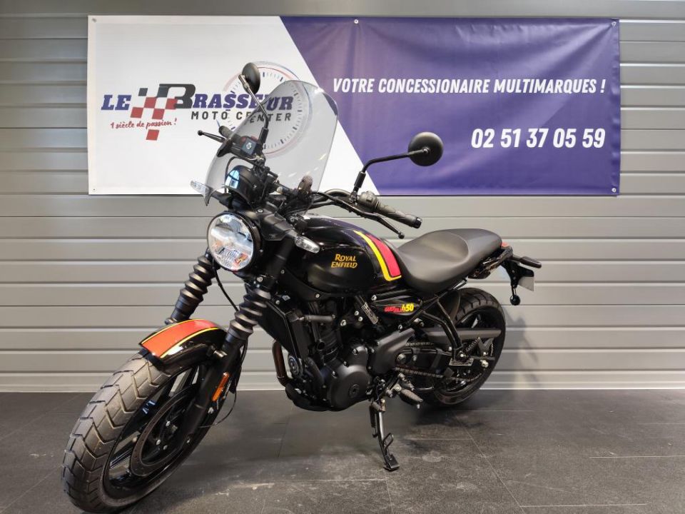 ROYAL ENFIELD Guerilla 450 12